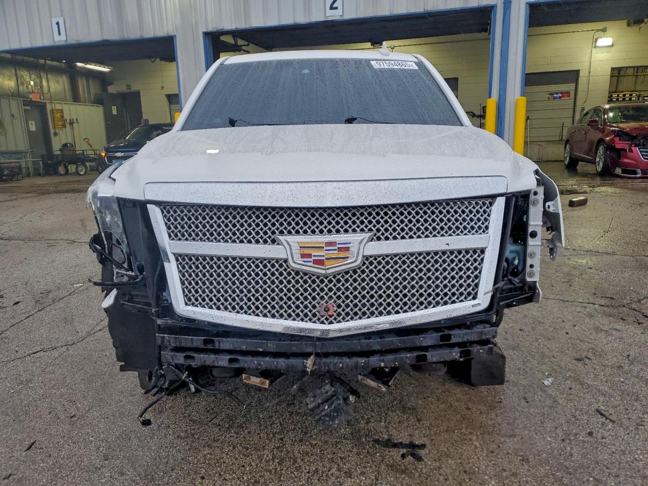 Cadillac Escalade Platinum Image 5