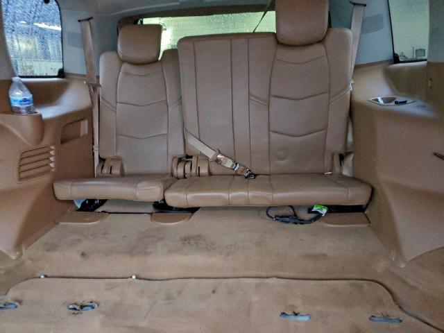 Cadillac Escalade Platinum Image 10