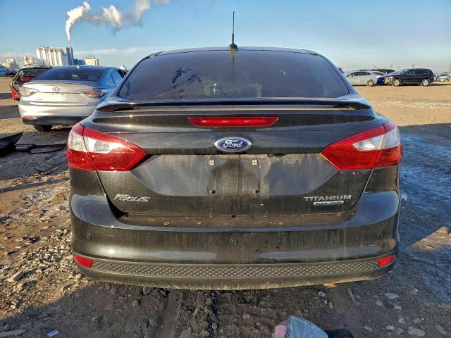 Ford Focus Titanium Image 10