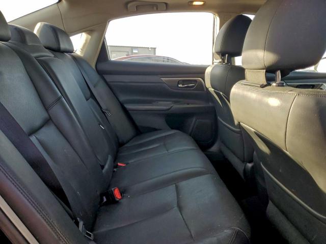 Nissan Altima 3.5s Image 8