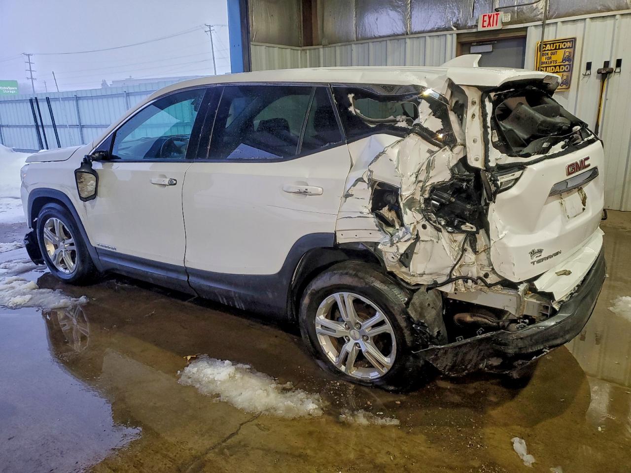 GMC Terrain Sle Image 2