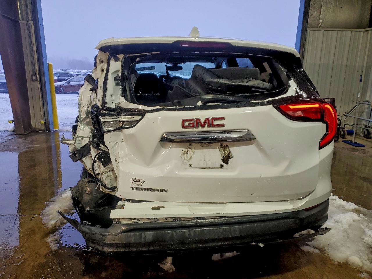 GMC Terrain Sle Image 3