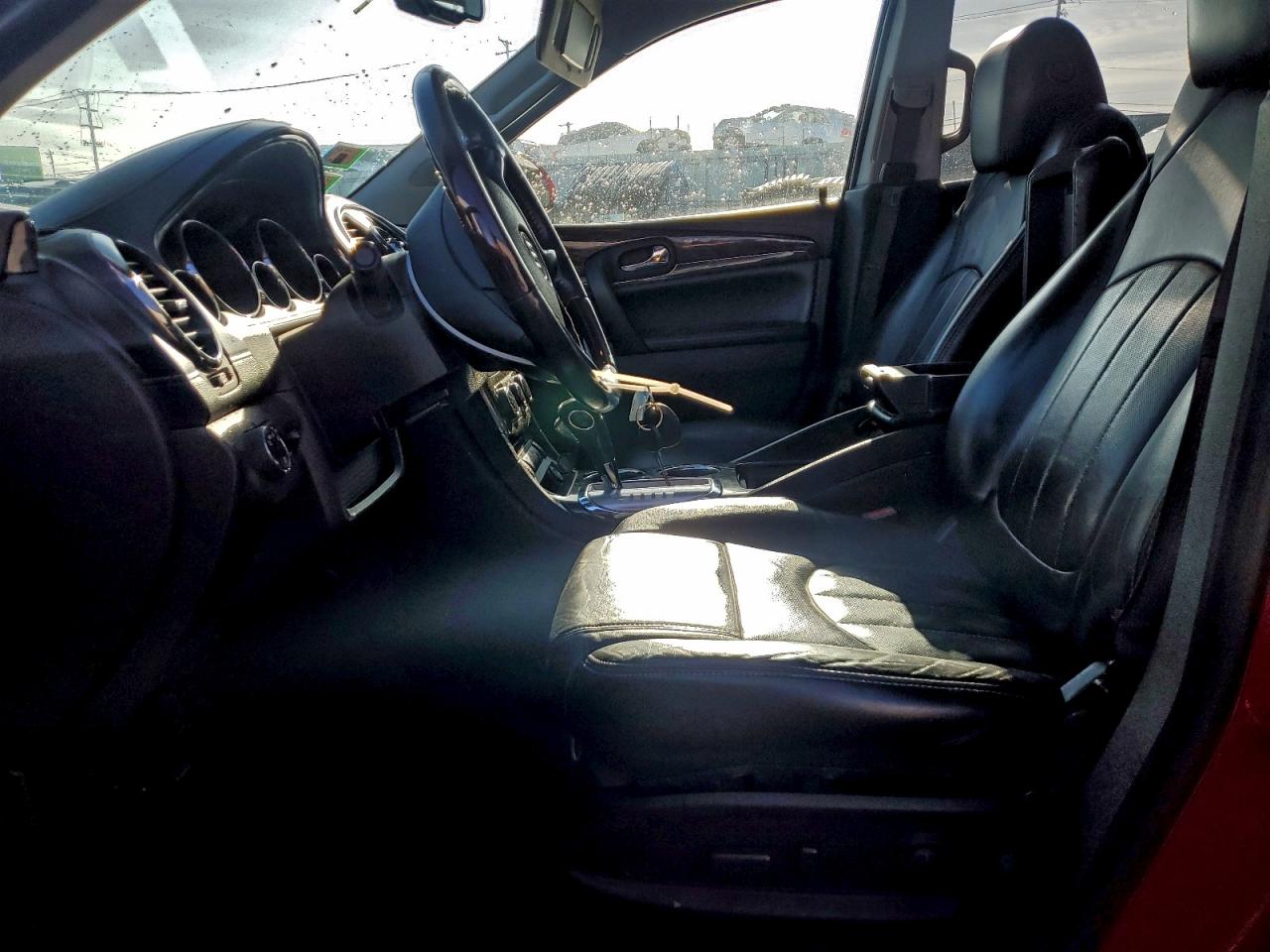 Buick Enclave Image 10