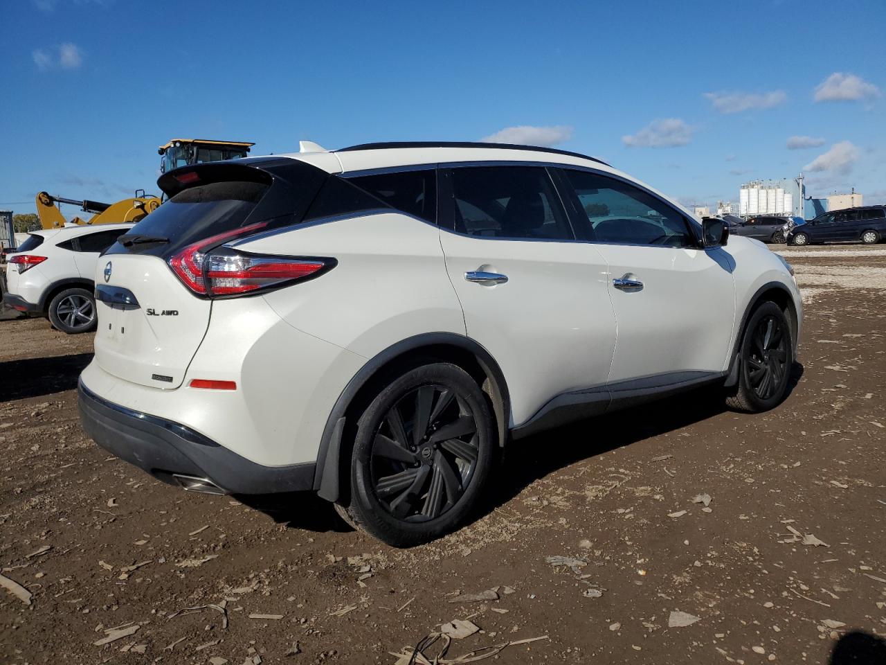 Nissan Murano S Image 2