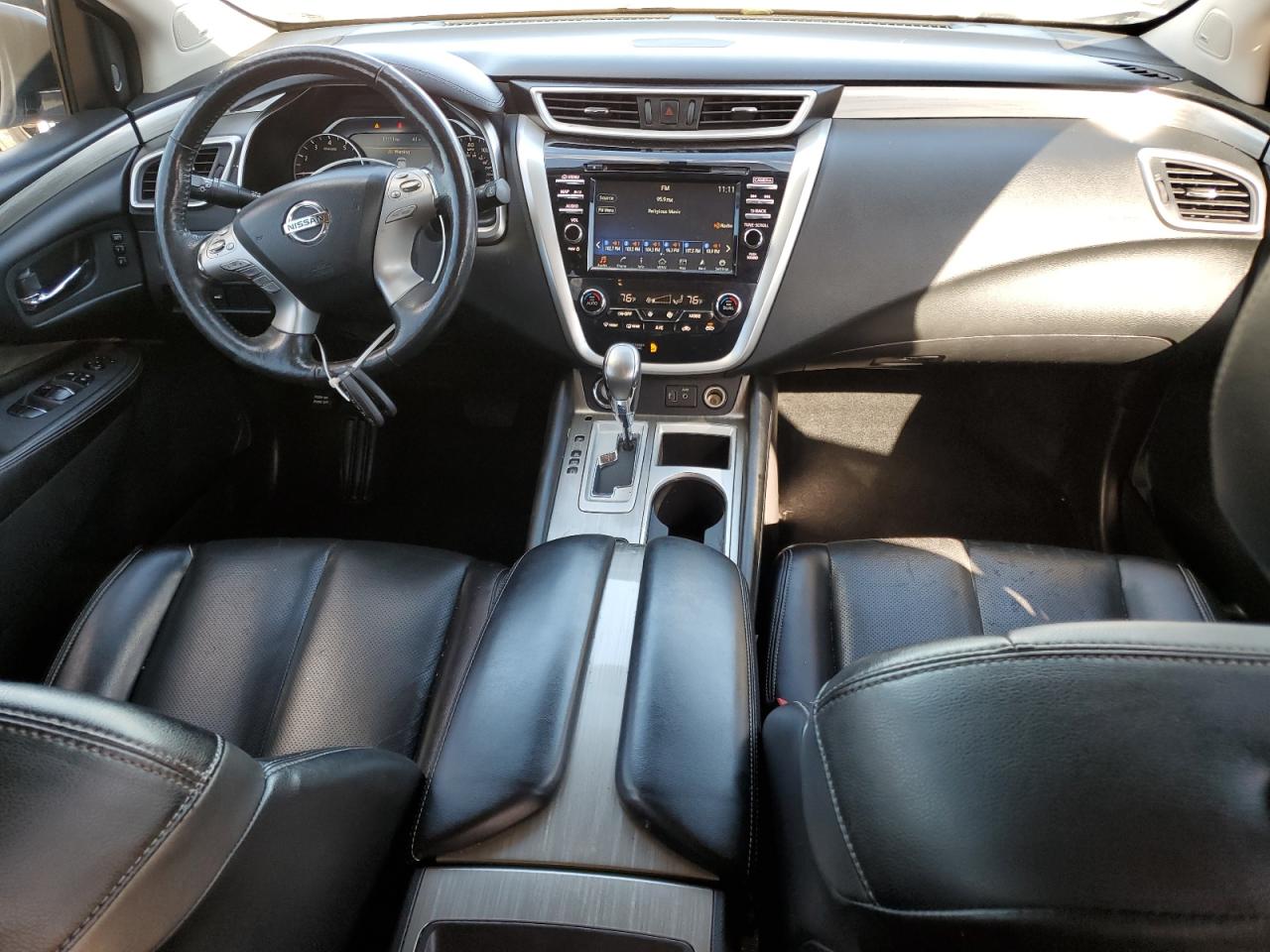 Nissan Murano S Image 8