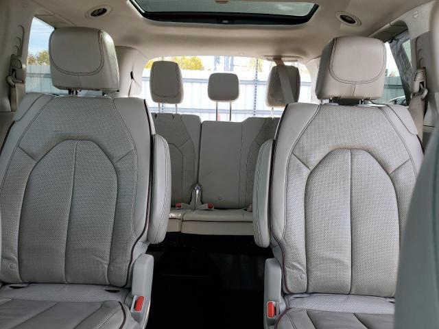 Chrysler Pacifica Limited Image 8