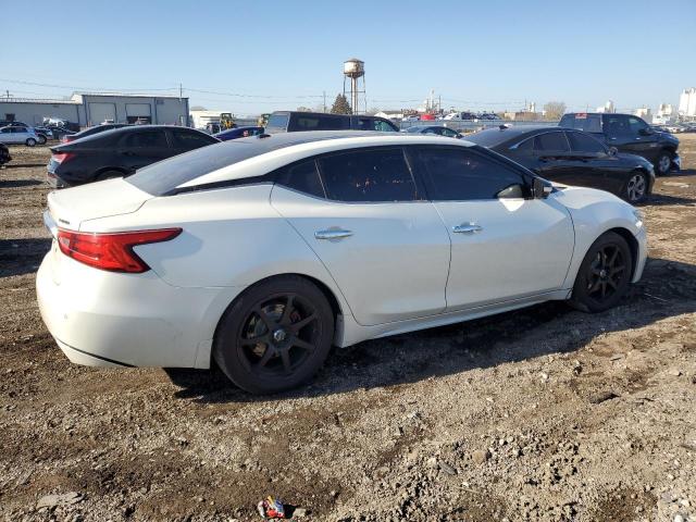 Nissan Maxima 3.5s Image 3