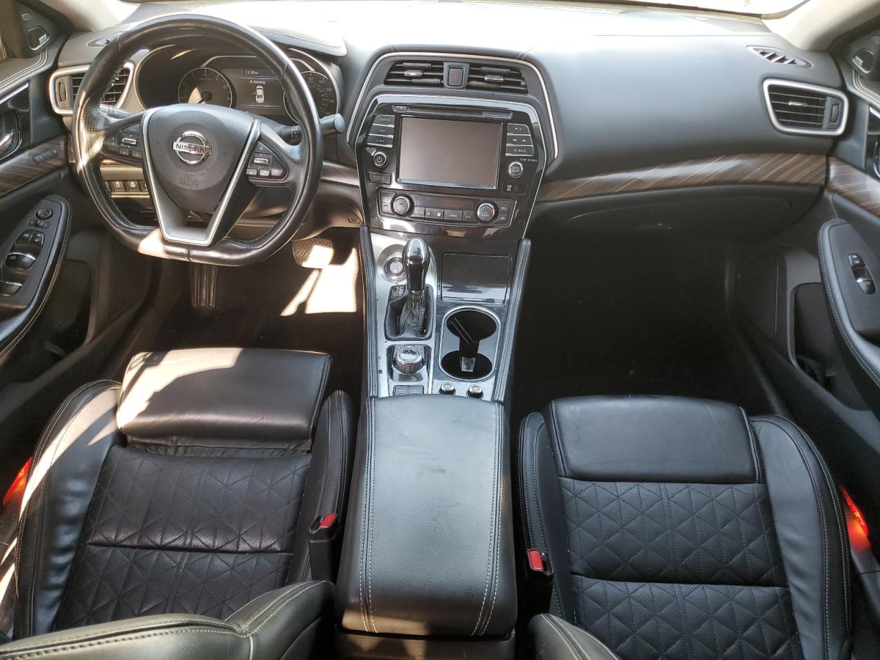 Nissan Maxima 3.5s Image 9