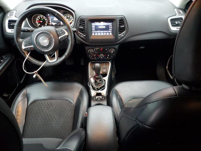 Jeep Compass Latitude Image 9