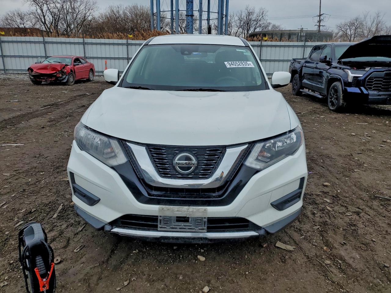 Nissan Rogue S Image 4