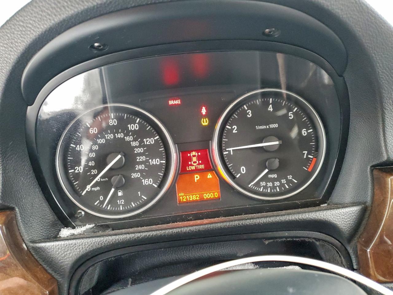 BMW 3 Series I Image 4