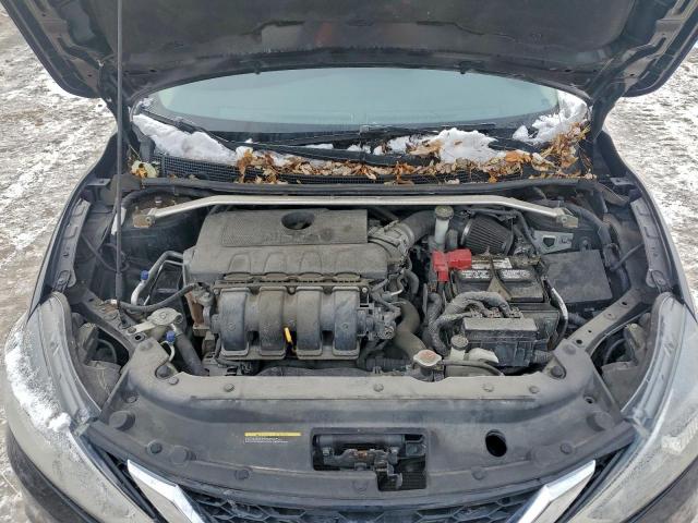 Nissan Sentra S Image 2