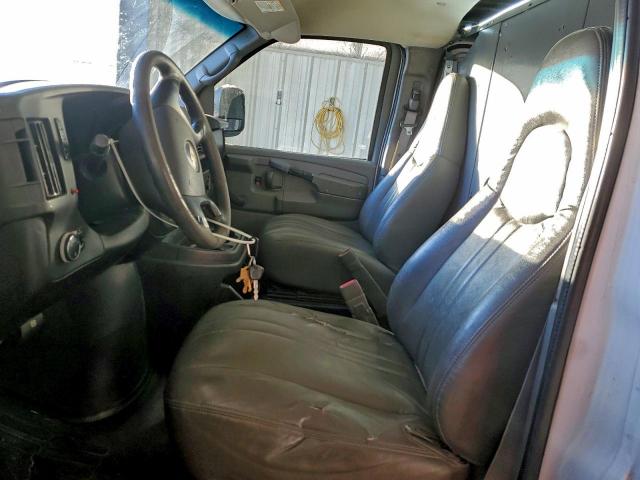 Chevrolet Express Image 7