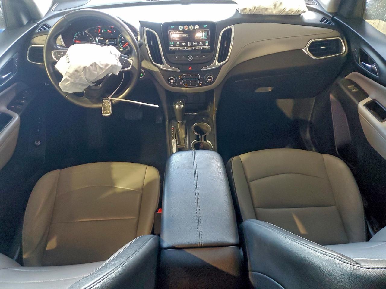 Chevrolet Equinox Premier Image 13