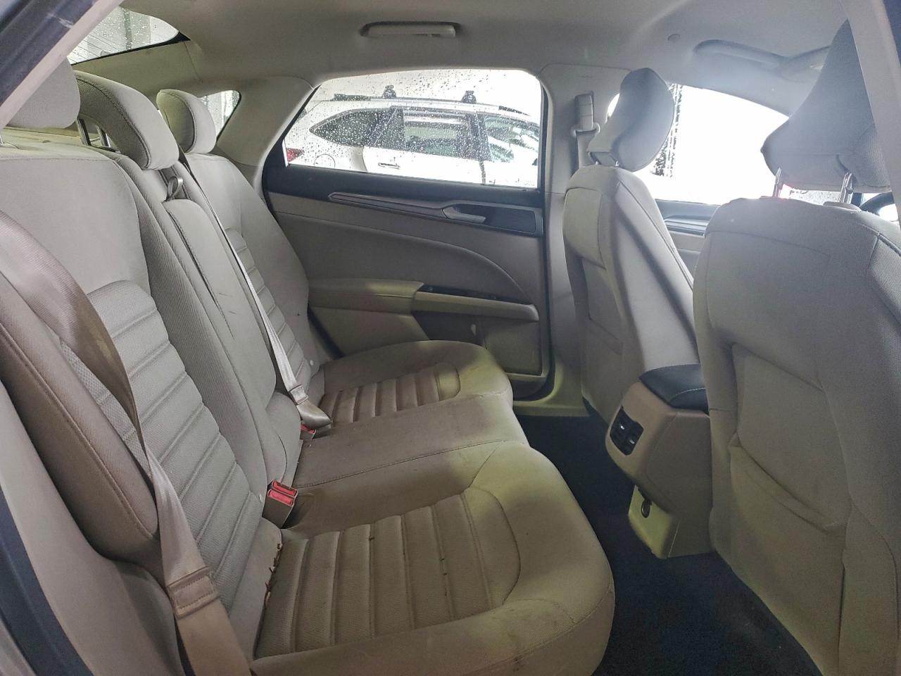 Ford Fusion Se Hybrid Image 8