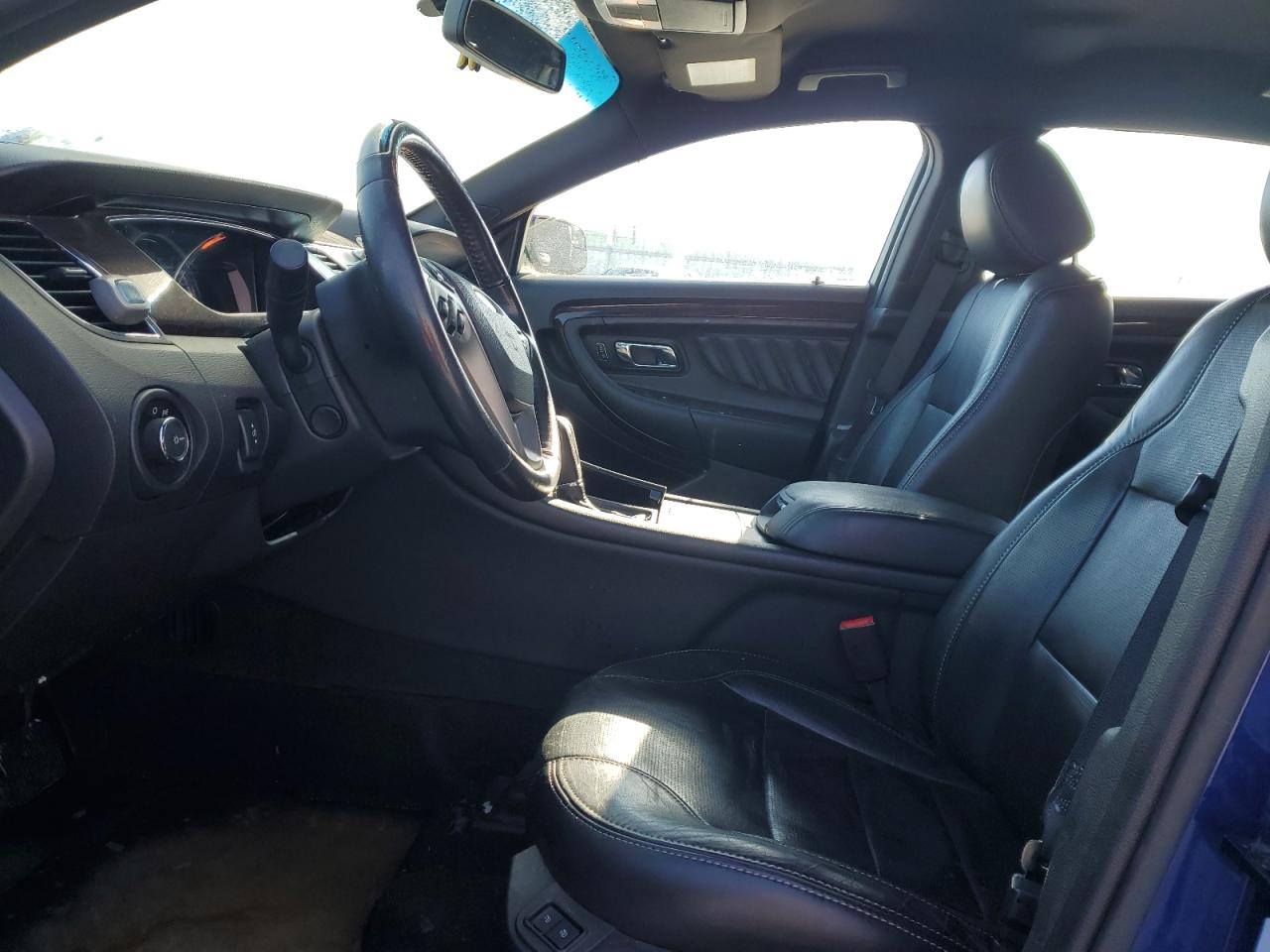 Ford Taurus Limited Image 6