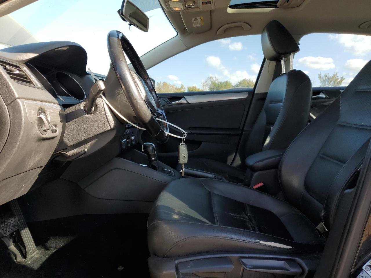 Volkswagen Jetta Se Image 5