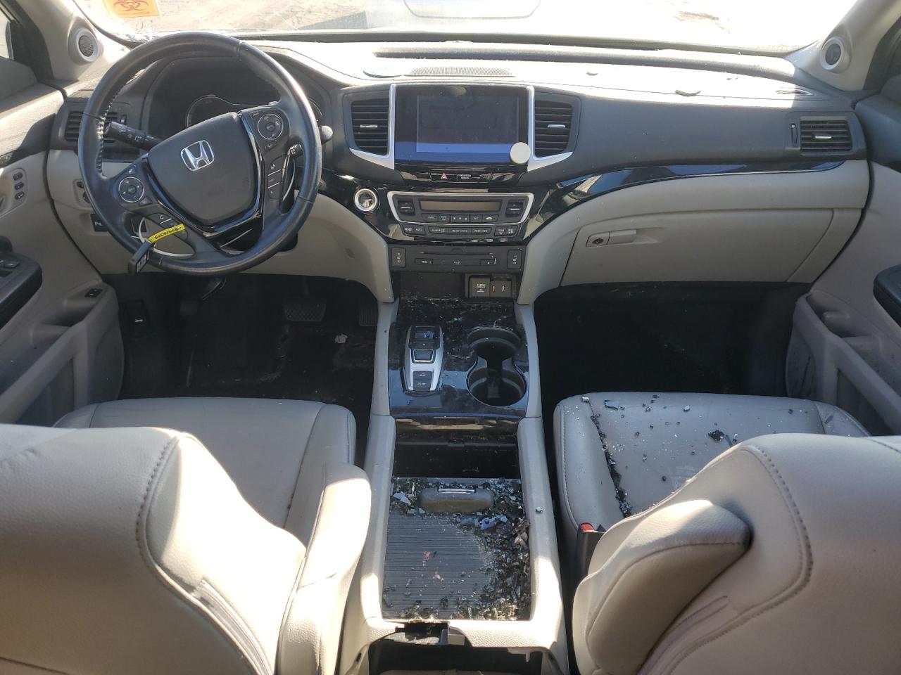 Honda Pilot Touring Image 2