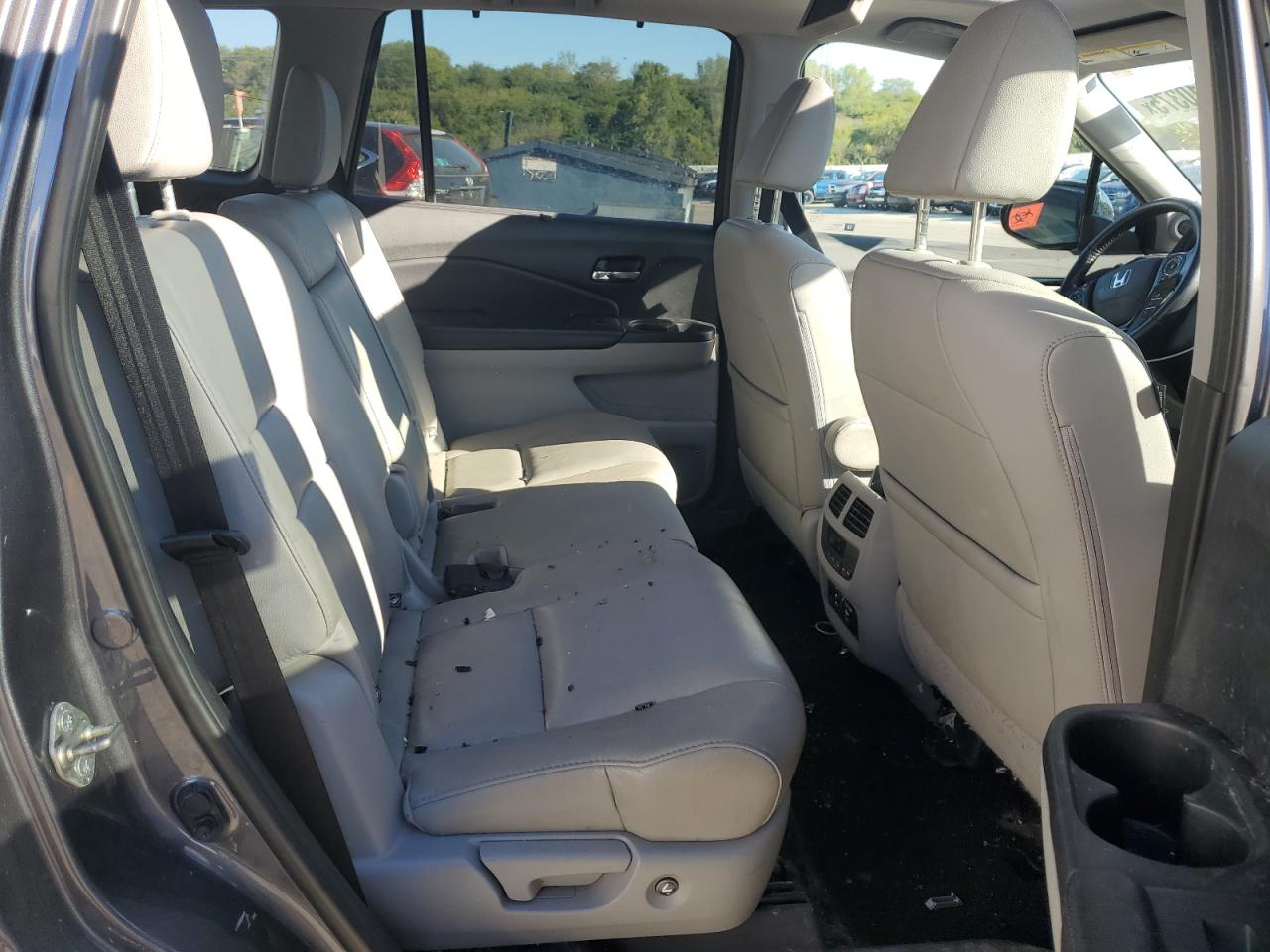 Honda Pilot Touring Image 9