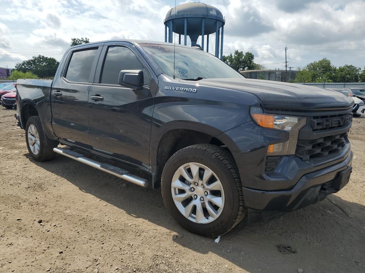 Chevrolet Silverado K1500 Custom Image 11