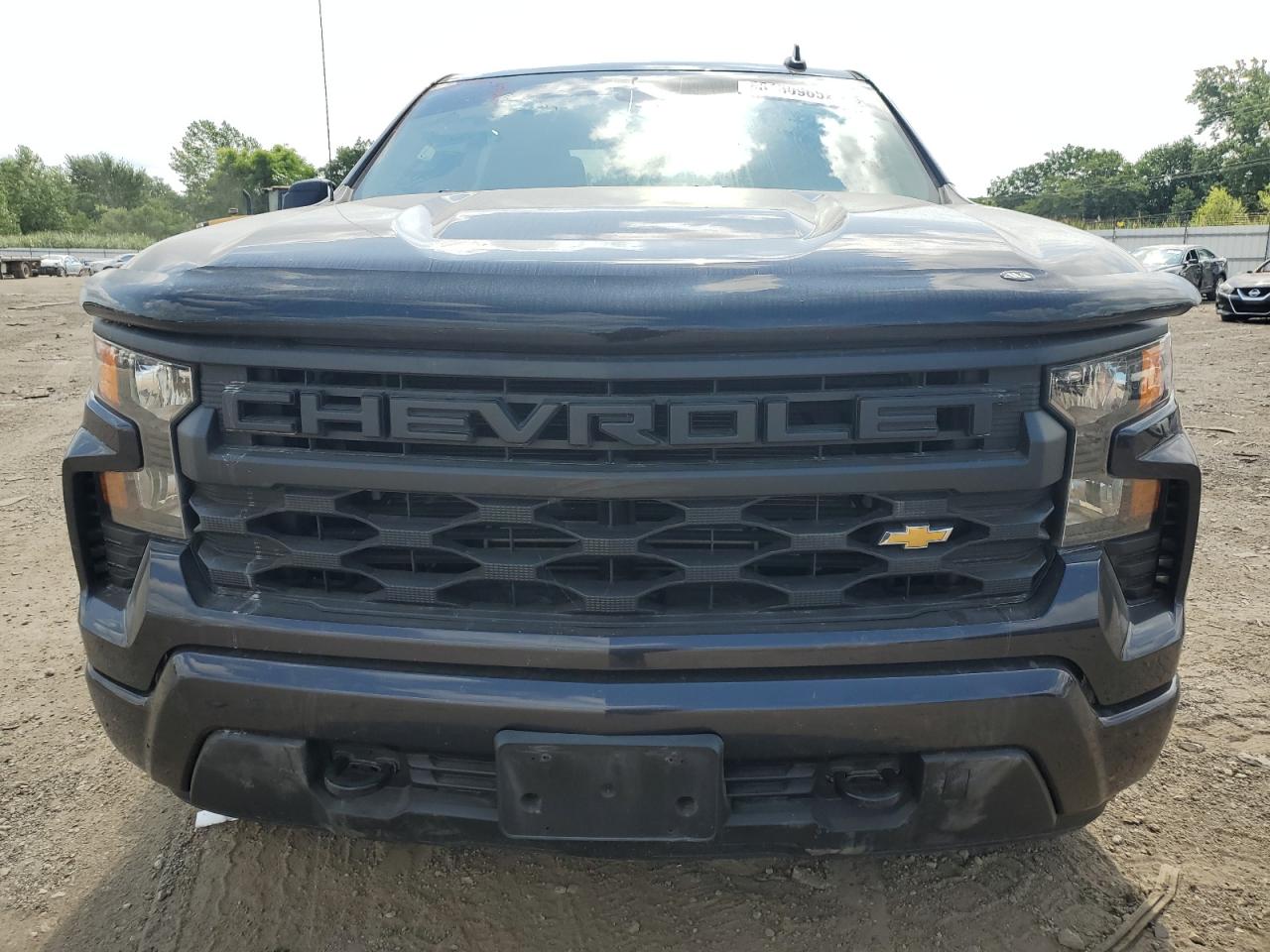 Chevrolet Silverado K1500 Custom Image 6