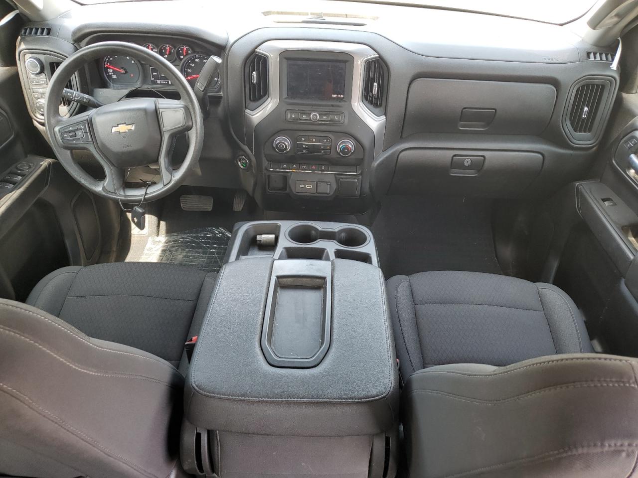 Chevrolet Silverado K1500 Custom Image 8