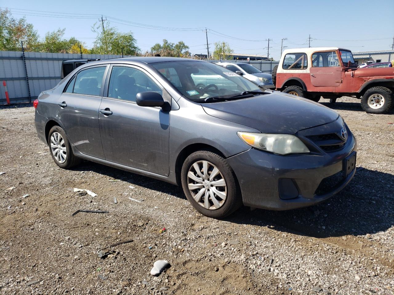 Toyota Corolla Base Image 5