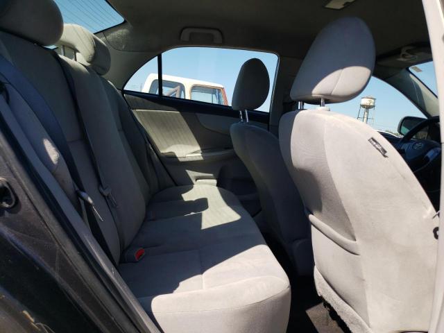 Toyota Corolla Base Image 10