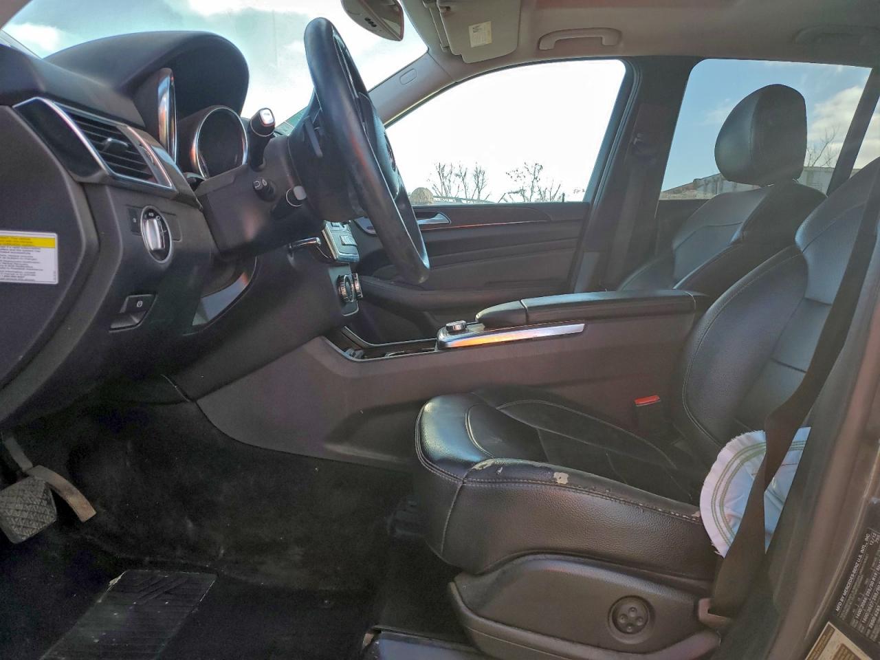 Mercedes-Benz M-Class 350 4matic Image 12