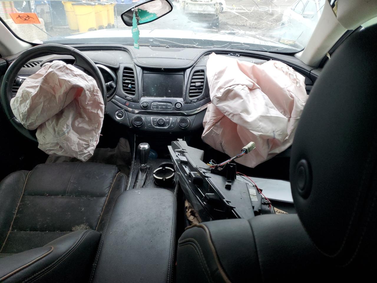 Chevrolet Impala Premier Image 10