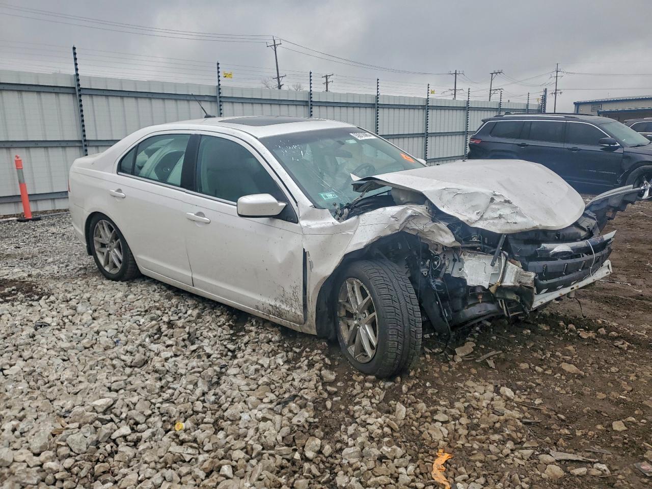 Ford Fusion Sel Image 11