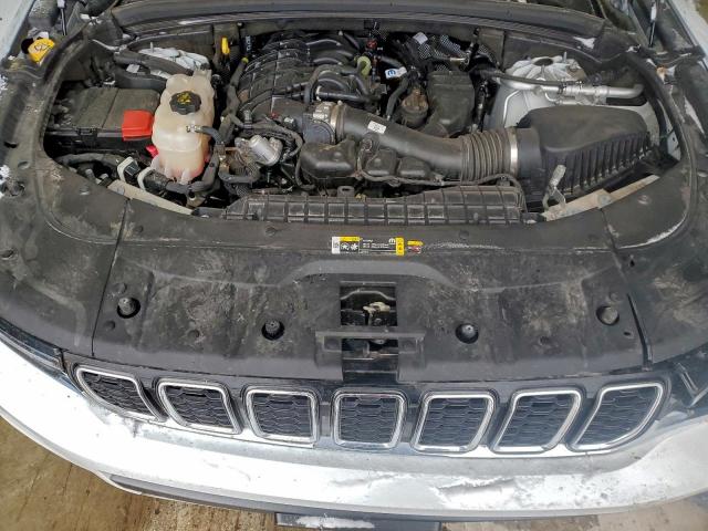 Jeep Grand Cherokee L Limited Image 12