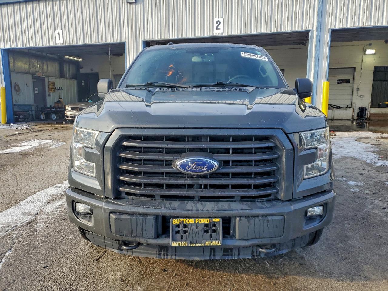 Ford F-150 Supercrew Image 6