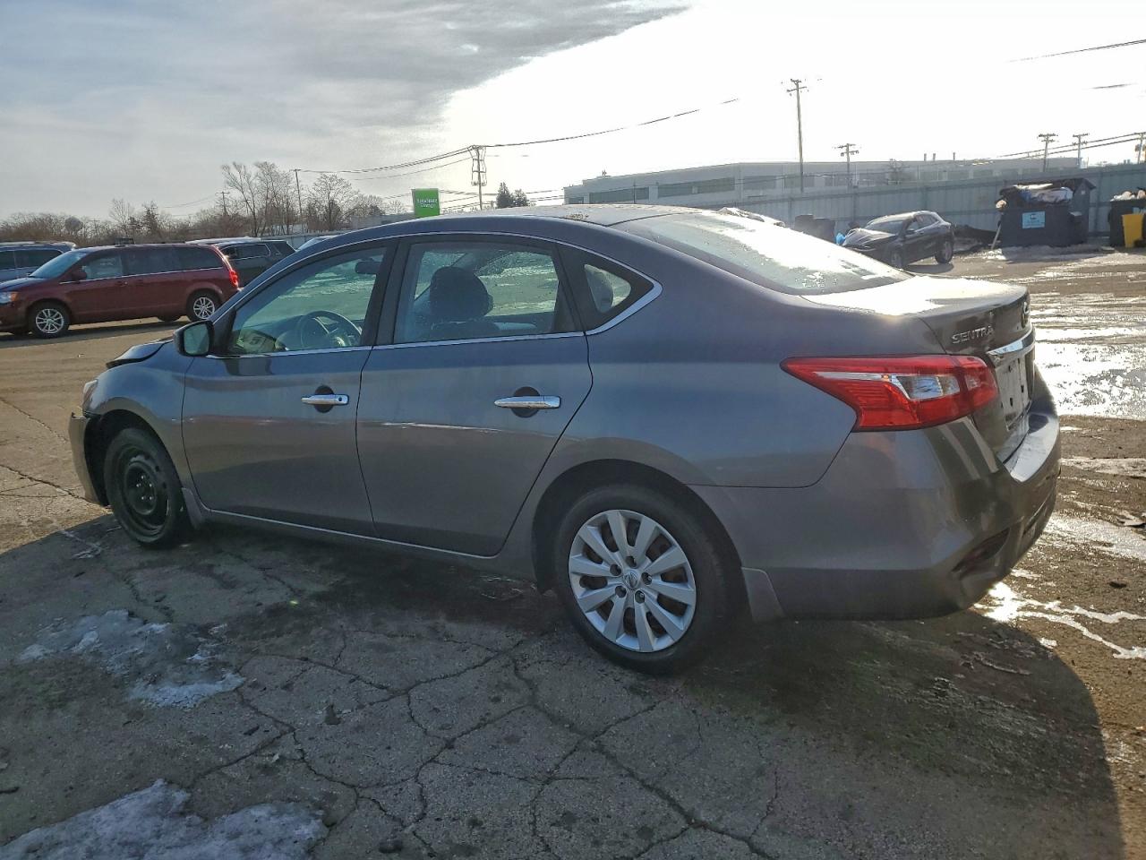 Nissan Sentra S Image 10