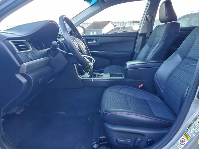 Toyota Camry Le Image 8