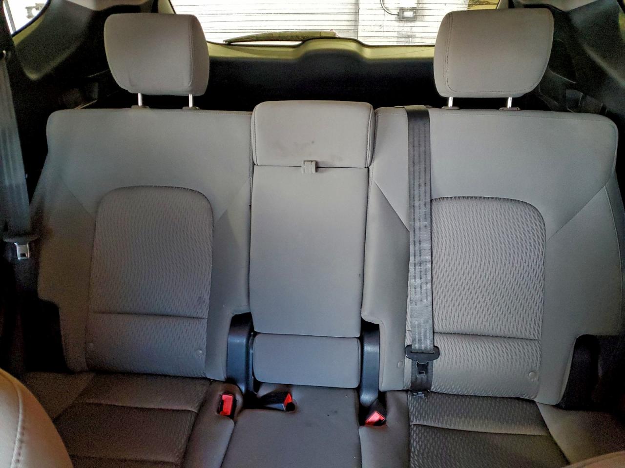 Hyundai SANTA FE Image 13