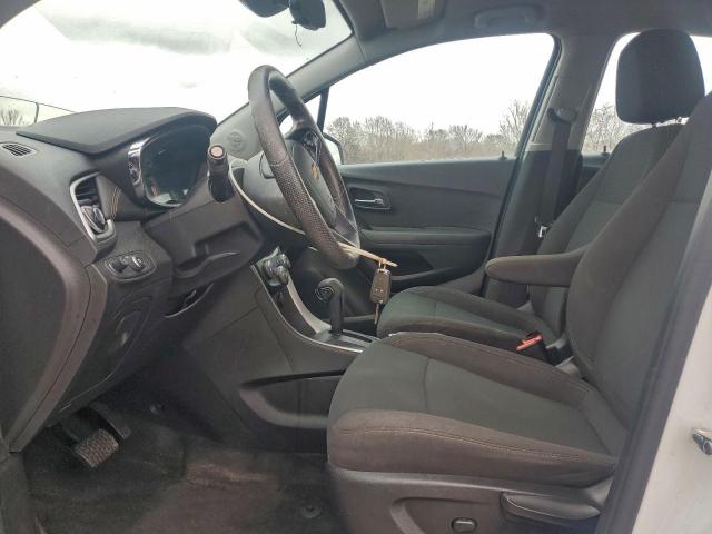 Chevrolet Trax Ls Image 3