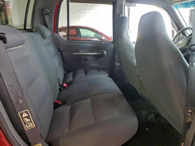 Ford Explorer Image 11