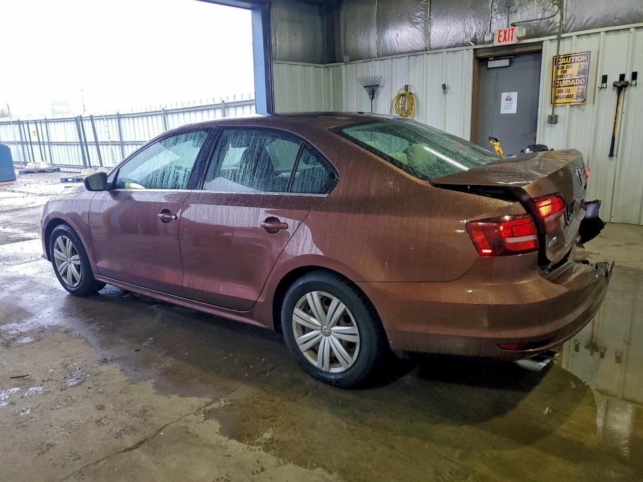 Volkswagen Jetta S Image 2