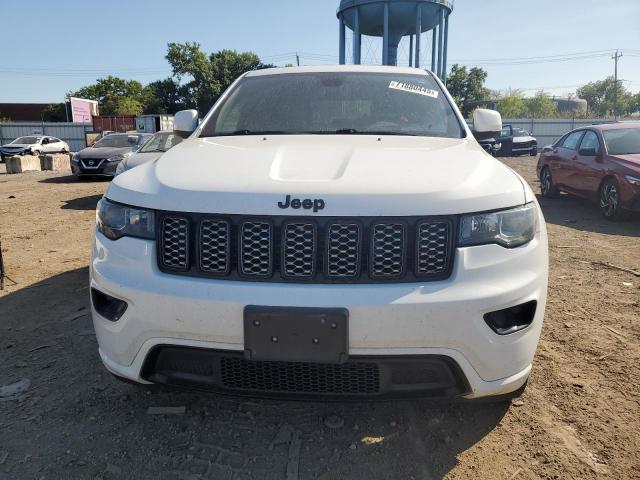 Jeep Grand Cherokee Laredo Image 4