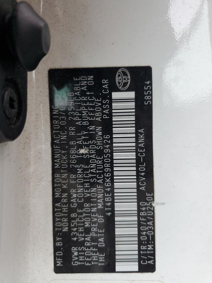 Toyota Camry Base Image 3