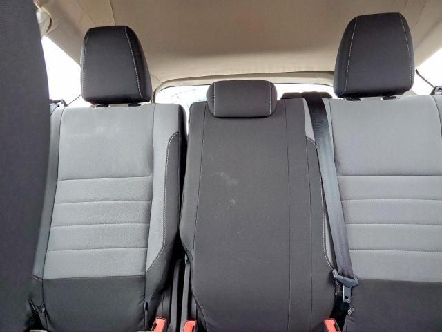 Ford Escape S Image 7