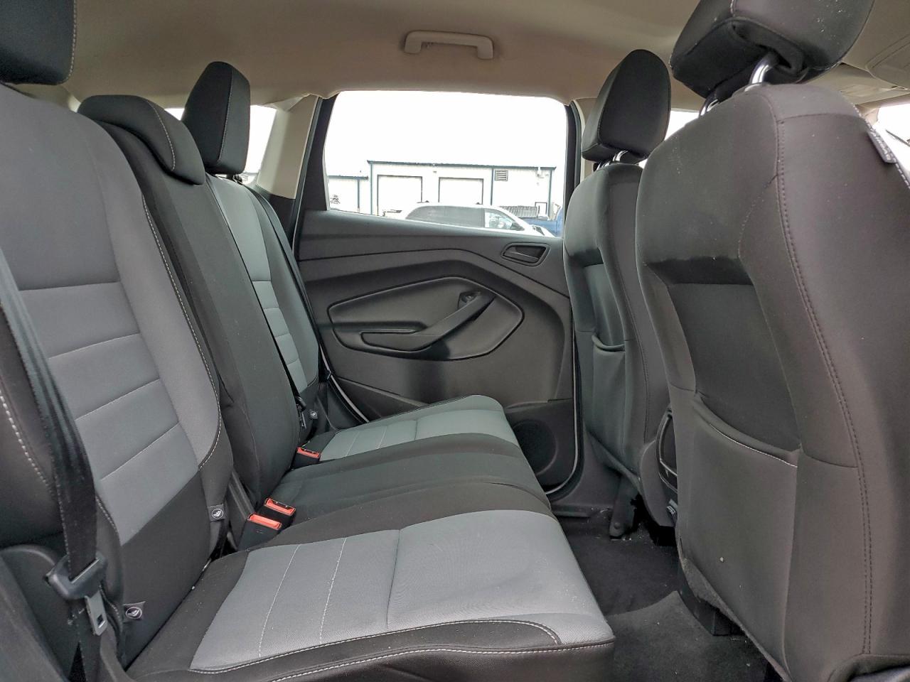 Ford Escape S Image 12