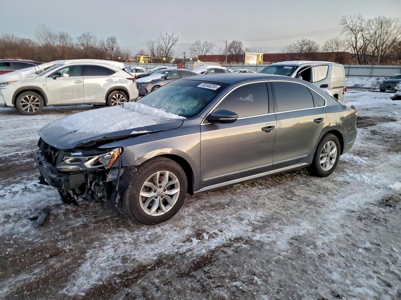 Volkswagen Passat S Image 1