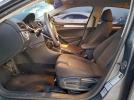 Volkswagen Passat S Image 5