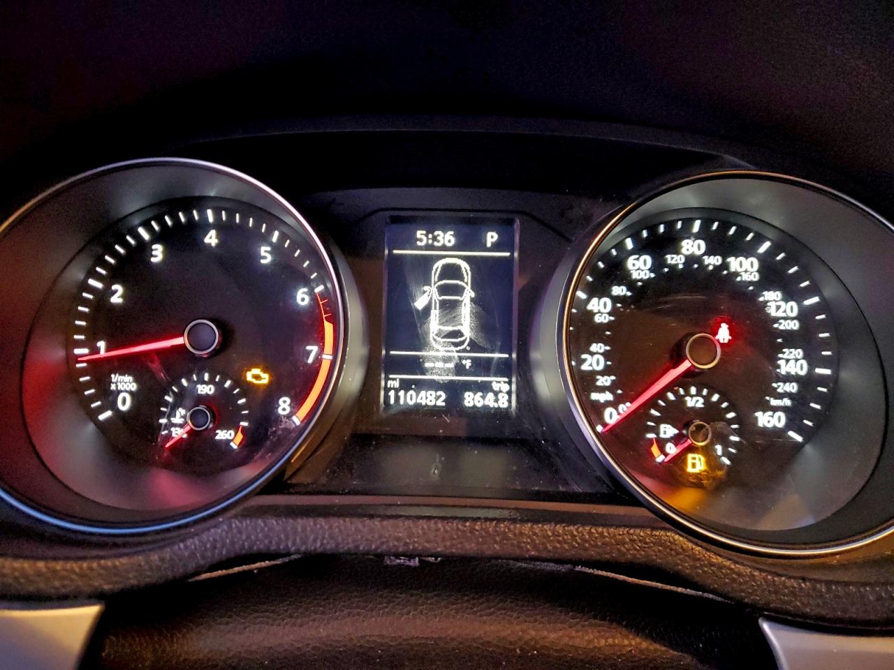 Volkswagen Passat S Image 7