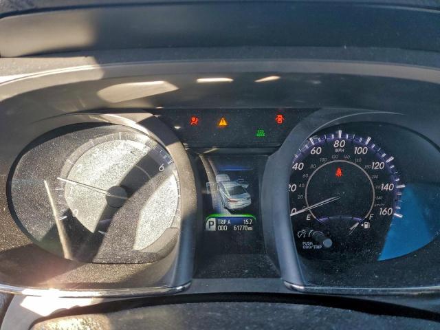 Toyota Avalon Xle Image 3