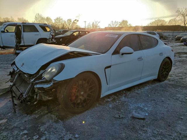  Salvage Porsche Panamera