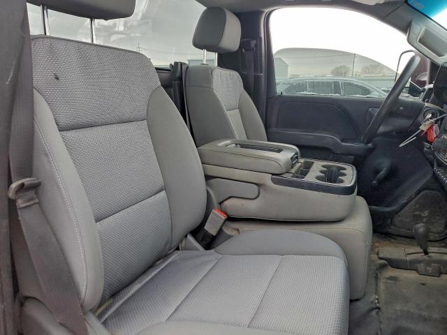 Chevrolet Silverado K3500 Image 3