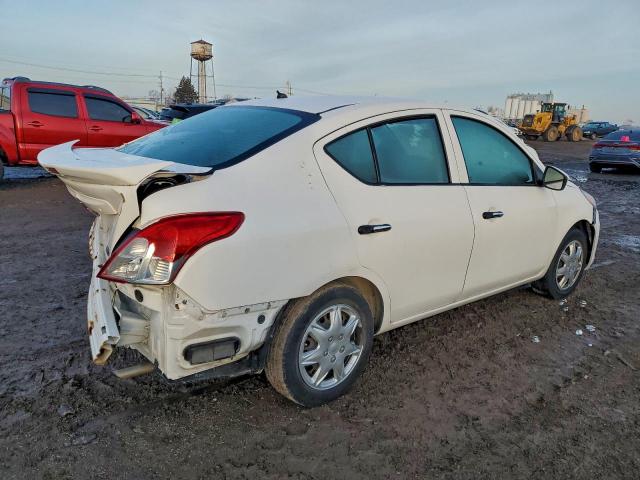 Nissan Versa S Image 3